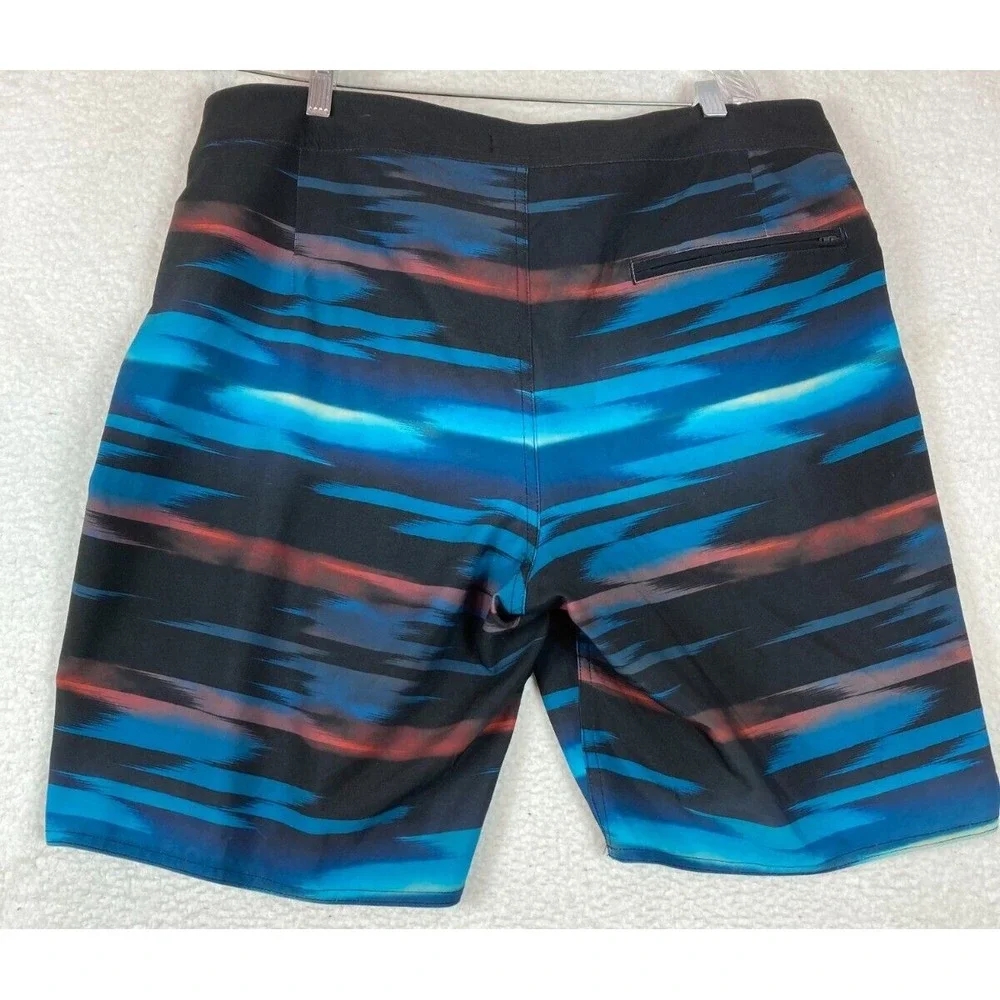 American Eagle Outfitters Mens Board Shorts‎ Blue Black Abstract Stripe Size 38